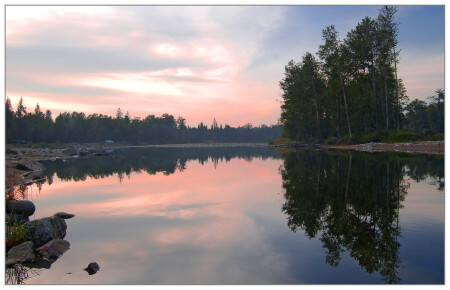 На реке