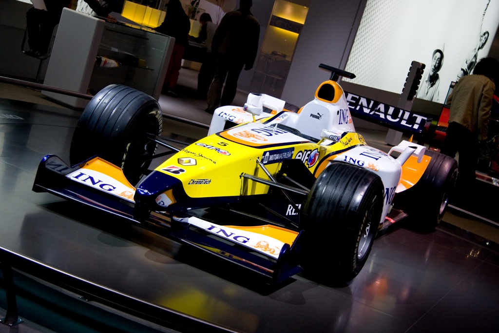 Автосалон 2008