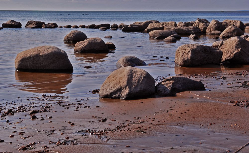 ВОДА И КАМНИ