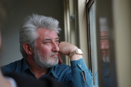 Неизвестный в электричке