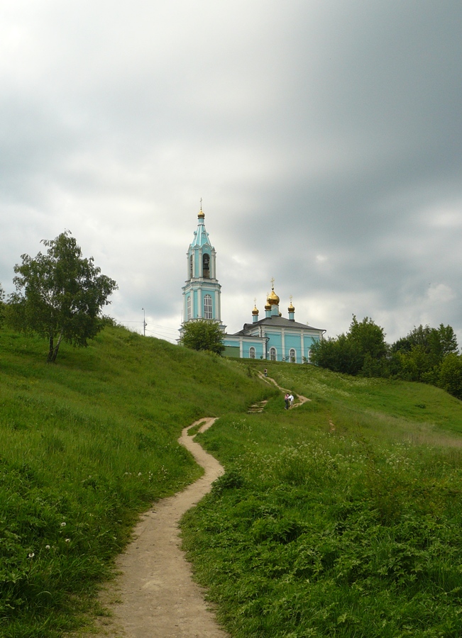 Тропинка к храму