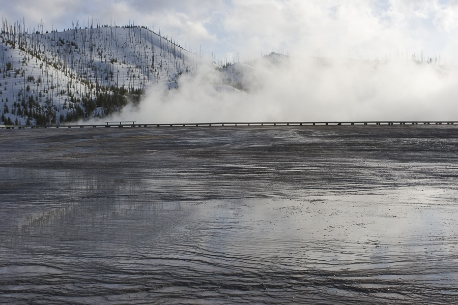 Утро в Yellowstone