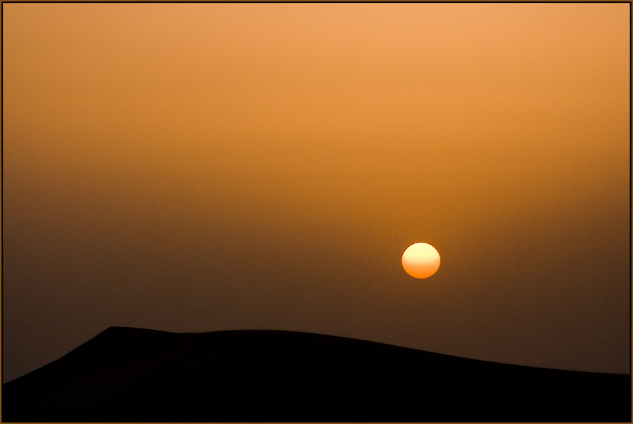 When Dunes are Dreaming...