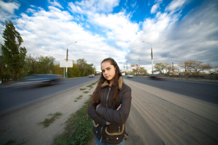 А время летит со скоростью света.