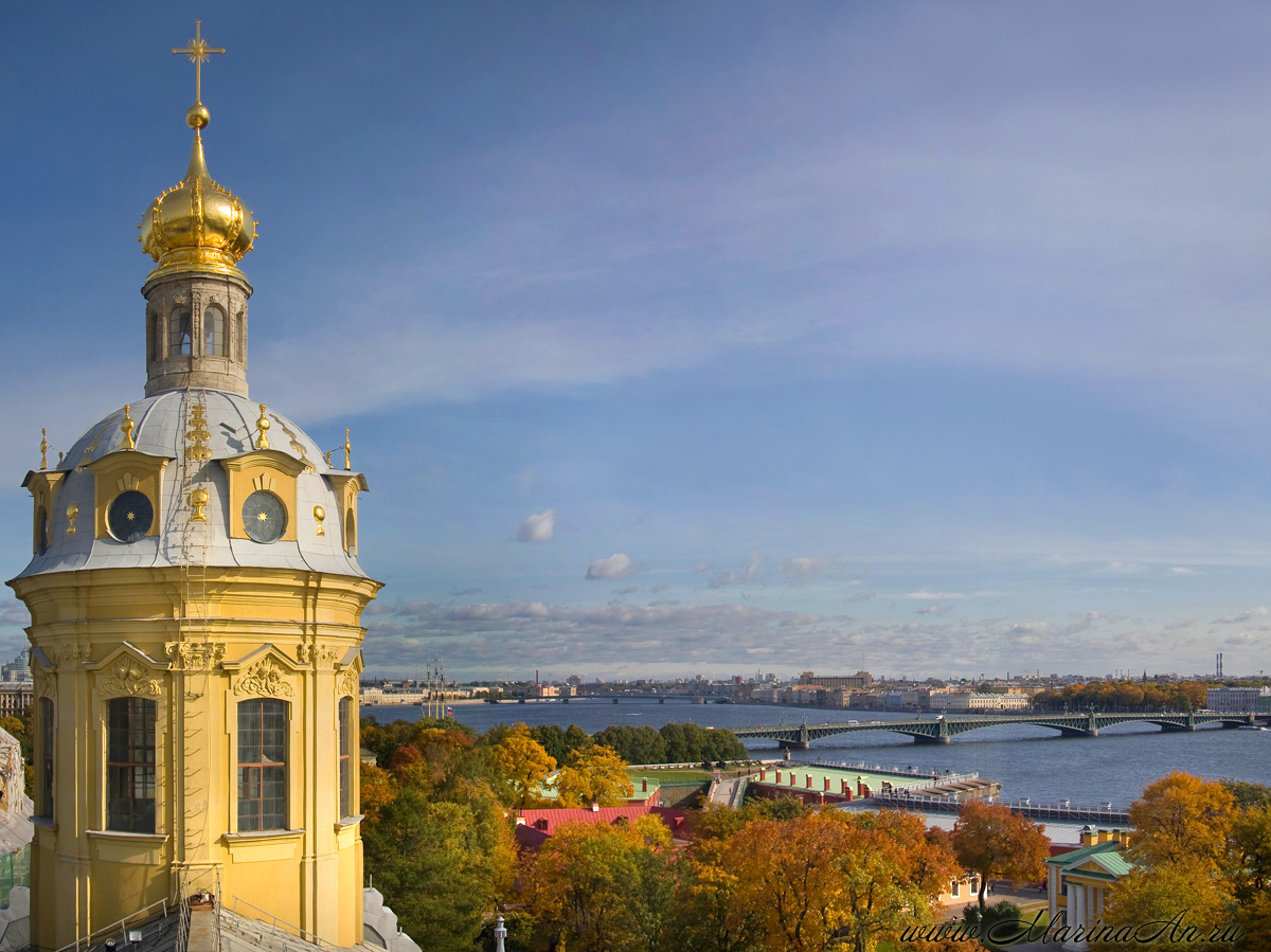 Осенний Петербург, Петропавловский собор, Троицкий мост.: