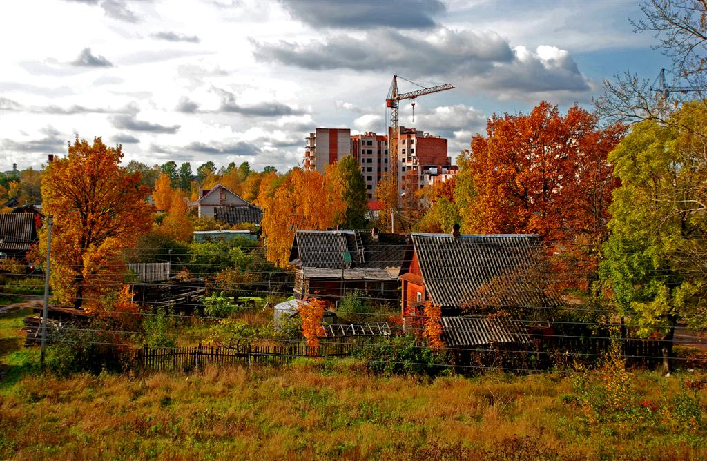 город наступает