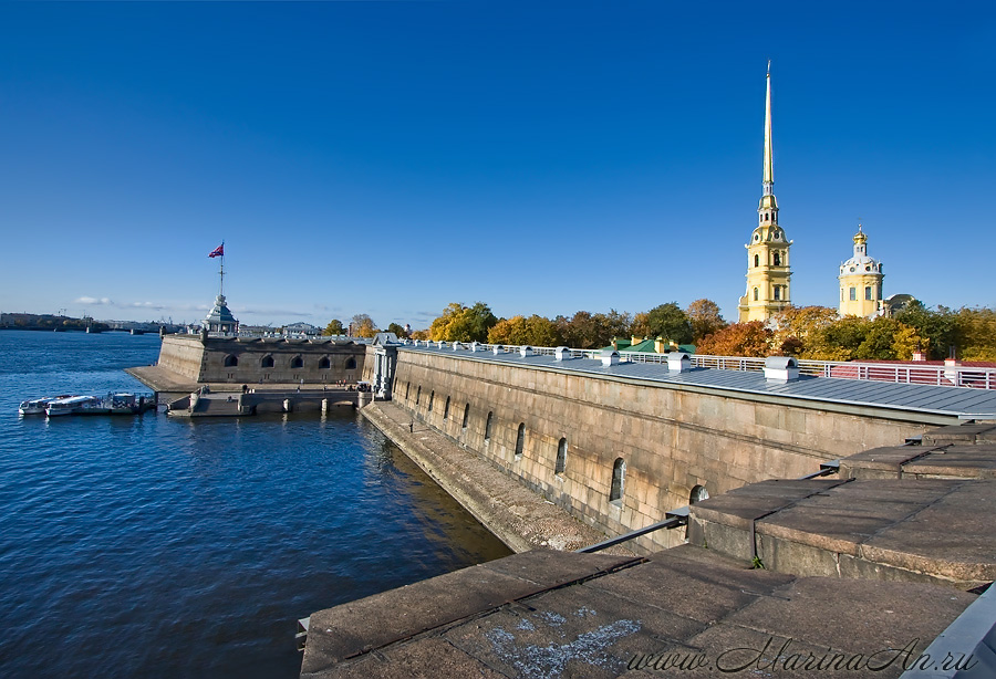 Петропавловская крепость.