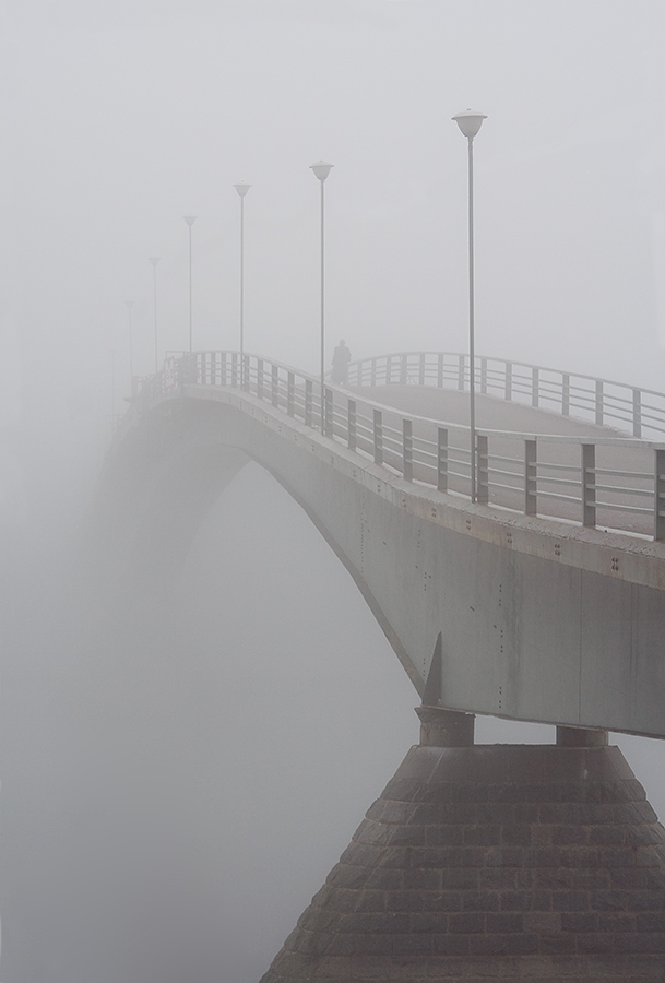 Мост в никуда