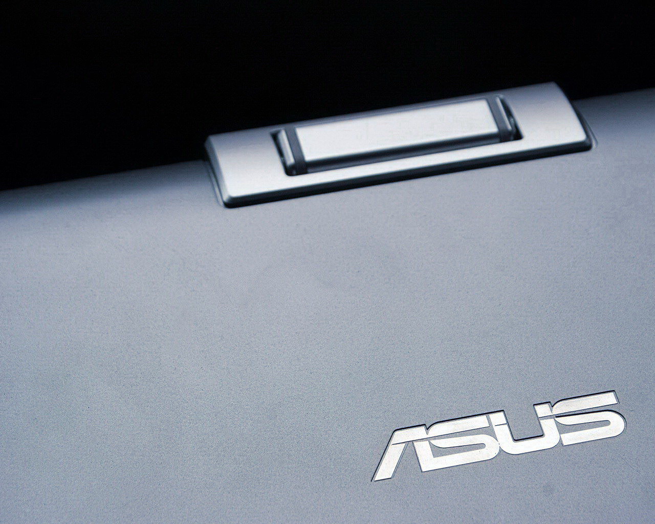 ASUS