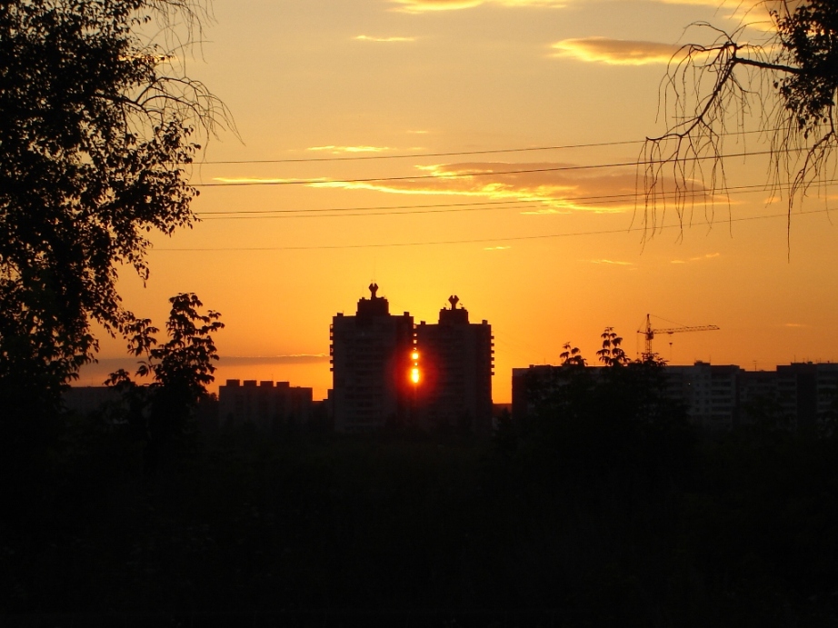 Закат в городе