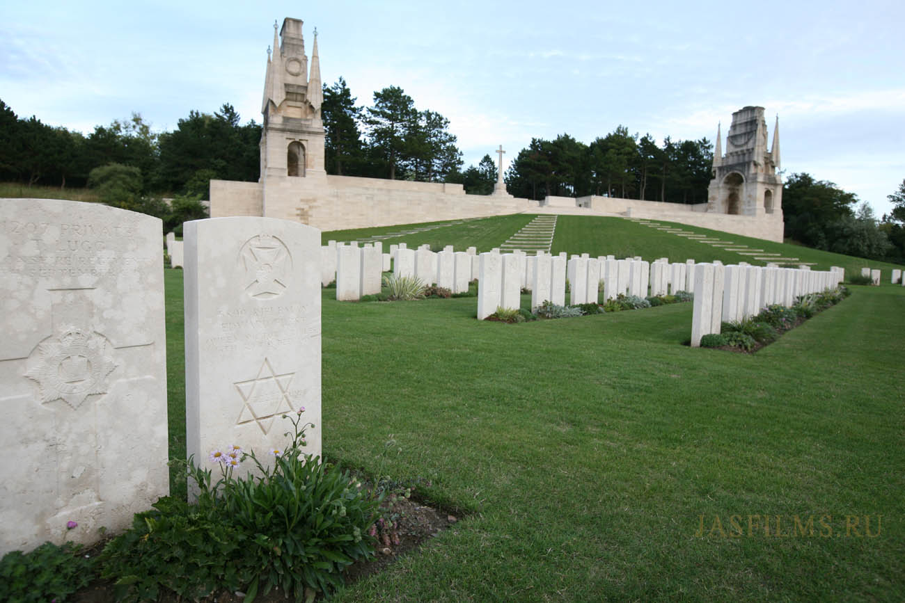 ETAPLES MILITARY CEMETERY