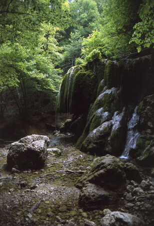 Водопад &quot;Серебряные струи&quot;. Крым
