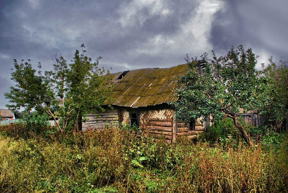 Домик окнами в сад