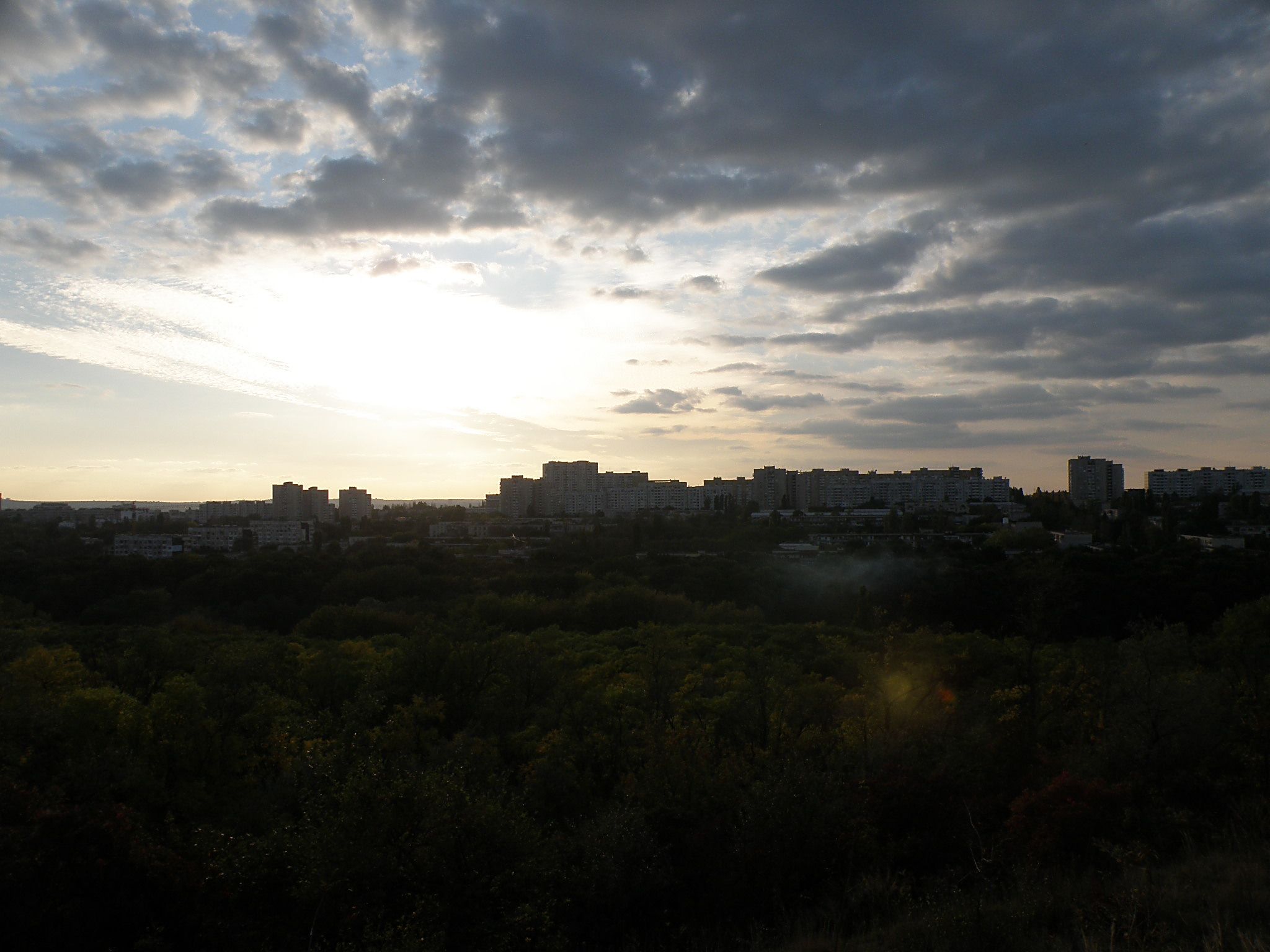 Над городом