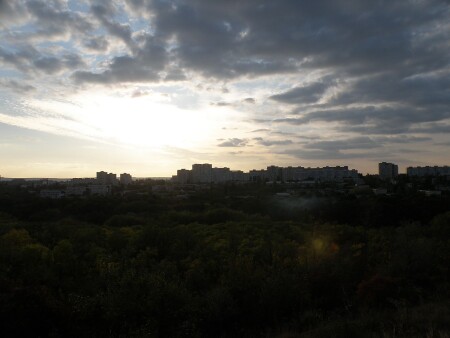 Над городом