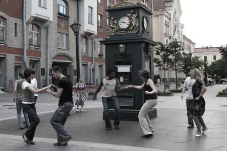 Let's dance!