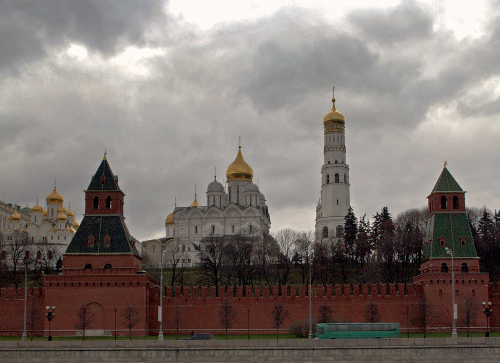 Осень и Московский Кремль.