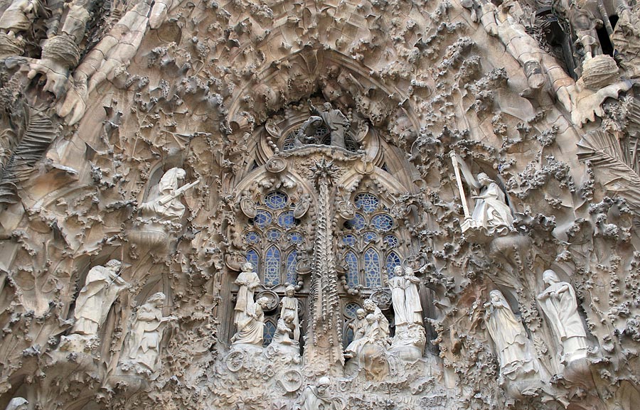 Sagrada Familia. Портал Рождества. Фрагмент