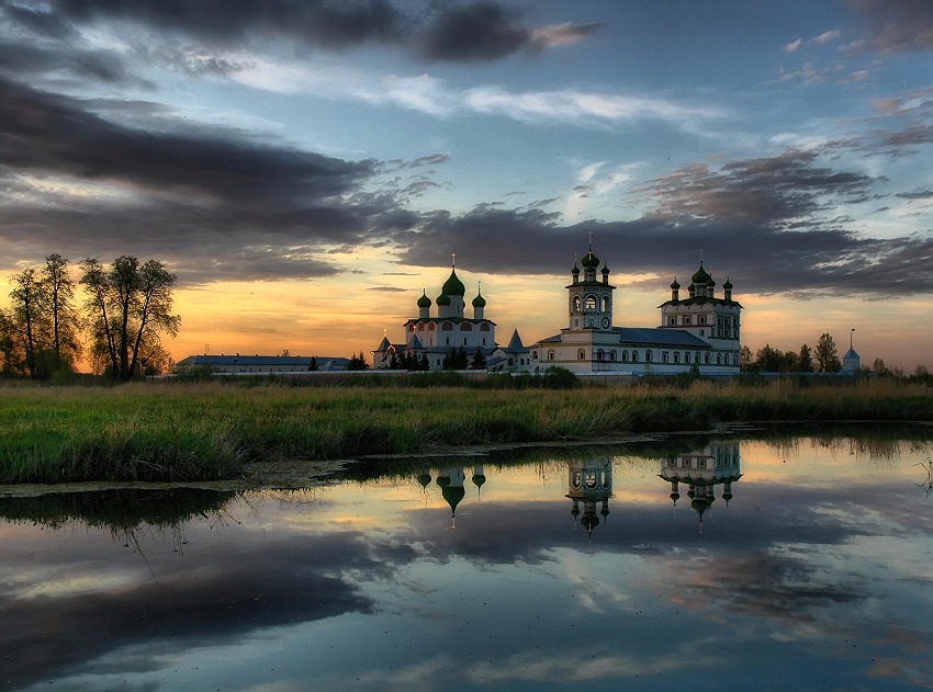 Вечерело. Николо-Вяжищский монастырь 