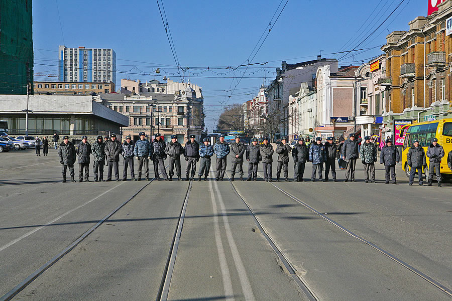 Акция против повышения пошлин на б/у машины во Владивостоке 14/12/2008