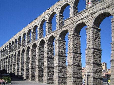 акведук в Сеговии