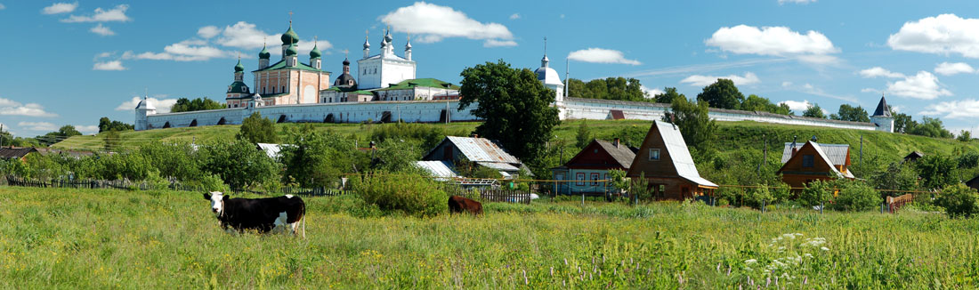 Лето у Горицкого монастыря