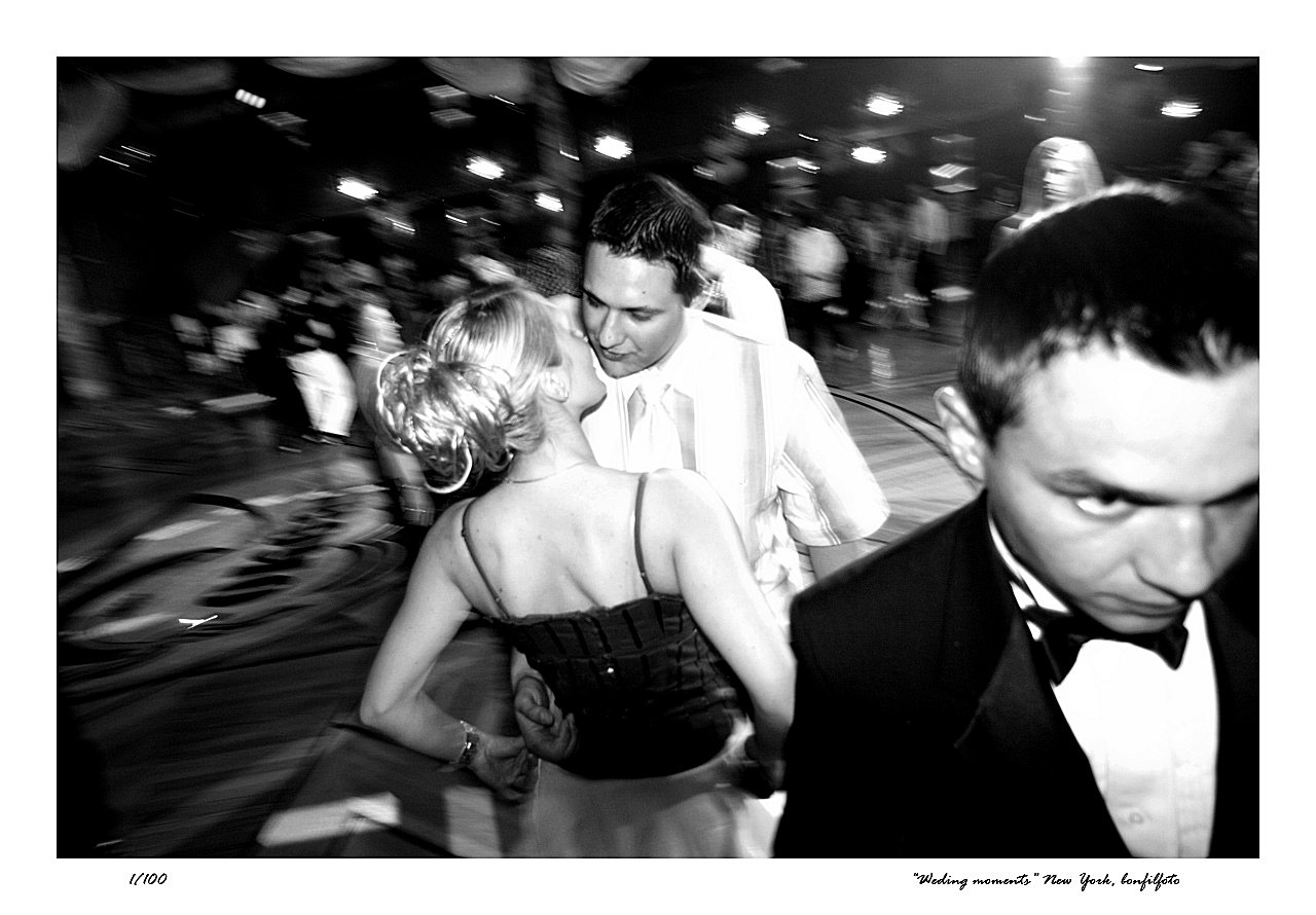 &quot;WEDDING MOMENTS 3&quot; NEW YORK