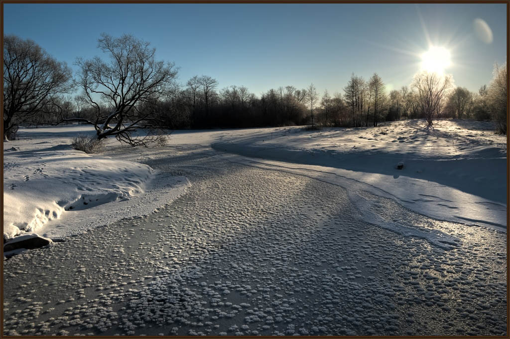 Зимняя река