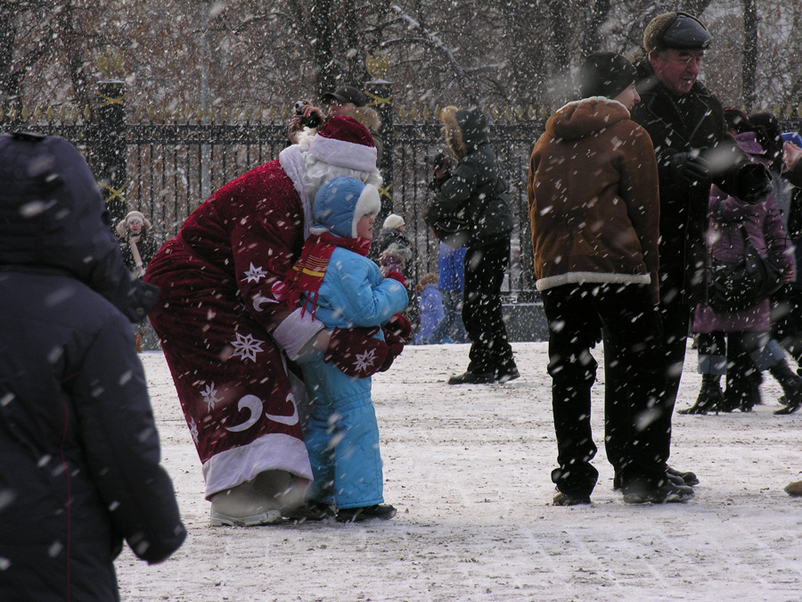 В Новогодние дни....