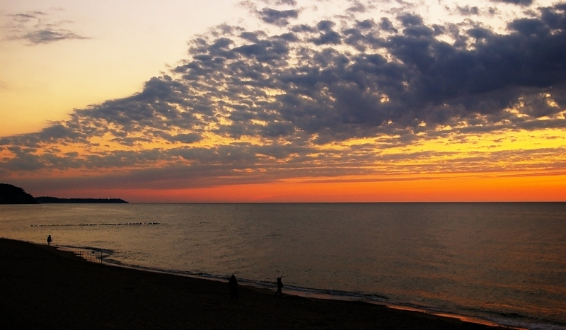 Диагонали неба,моря и земли