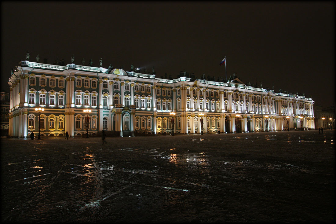 Эрмитаж. (С-Петербург, дворцовая площадь)