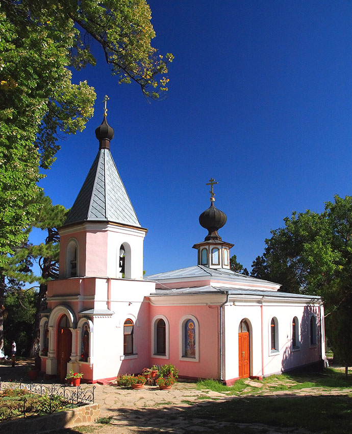 Храм в Тополовском монастыре