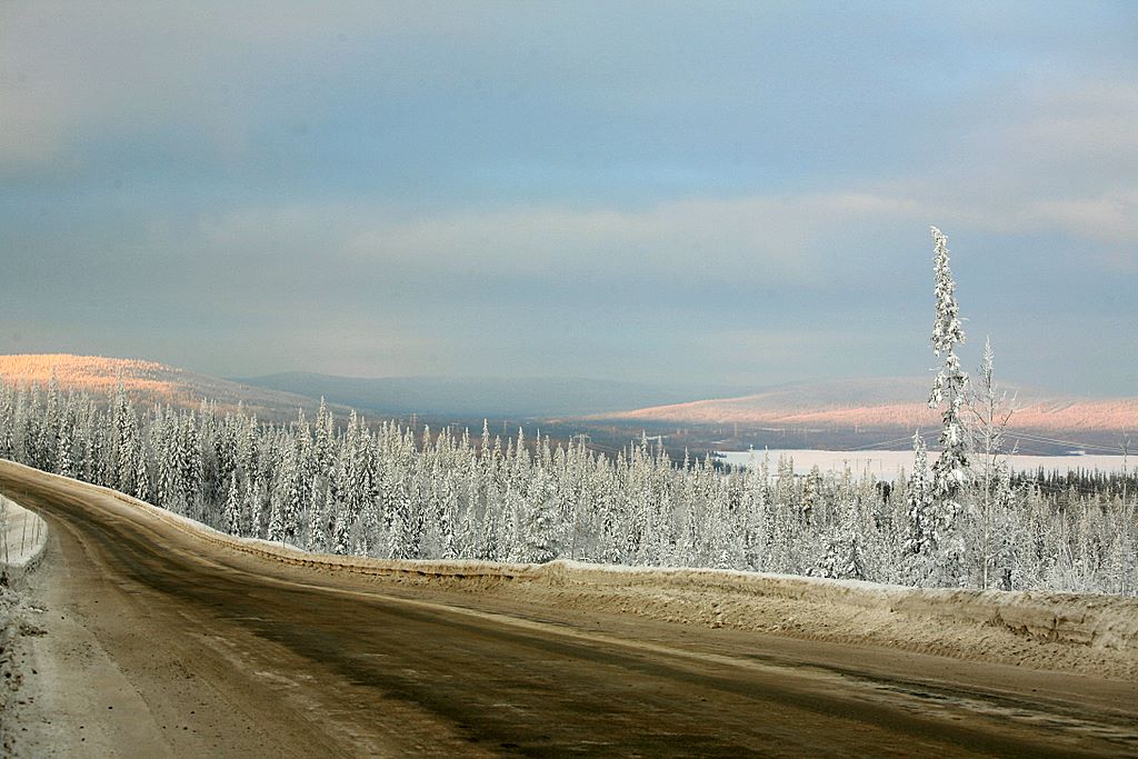 Снежная дорога