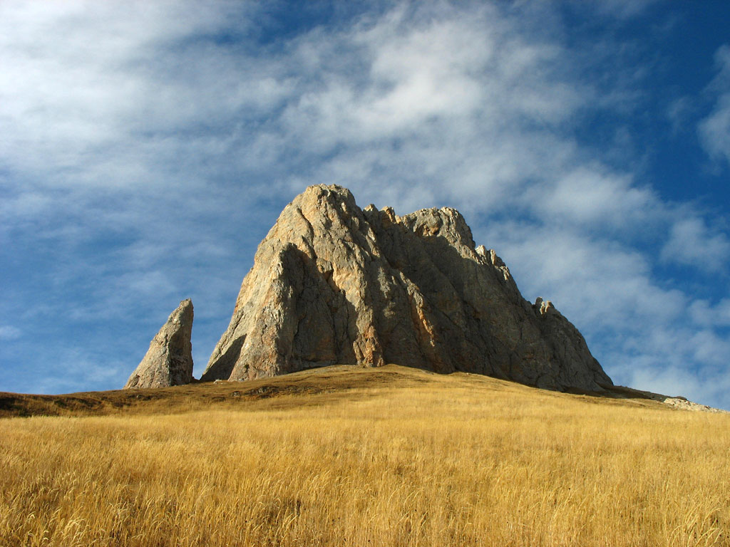 Гора и её горёнок