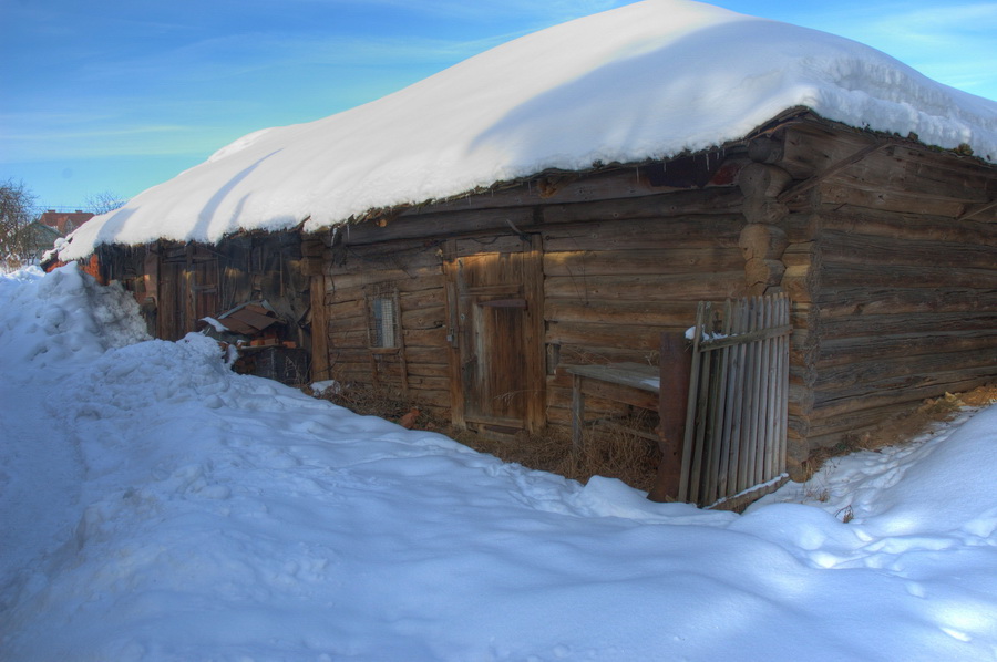 Старый сарай