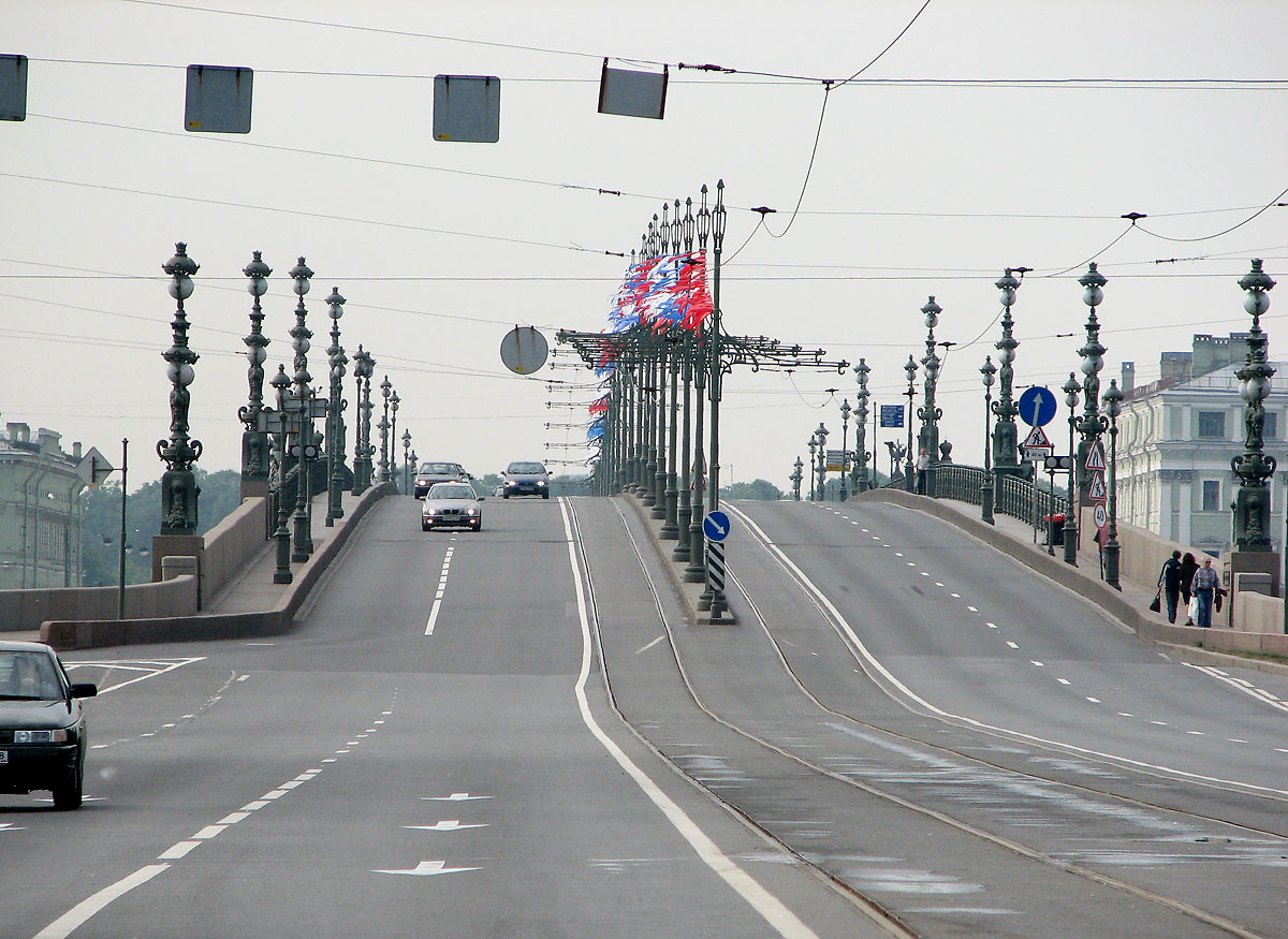 Троицкий мост