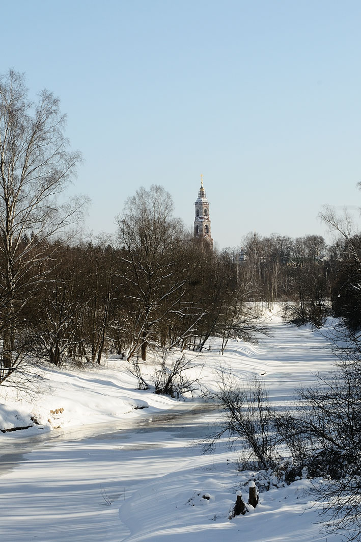 Река Воря и Храм