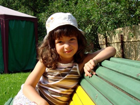 Юная дачница