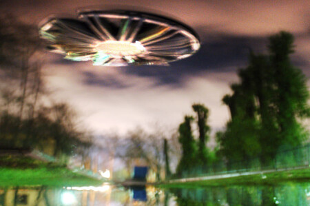 приезжали ребята с Марса - передали &amp;quot;Привет!&amp;quot;