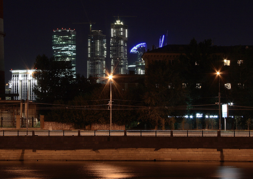 И в Москве есть небоскрёбы