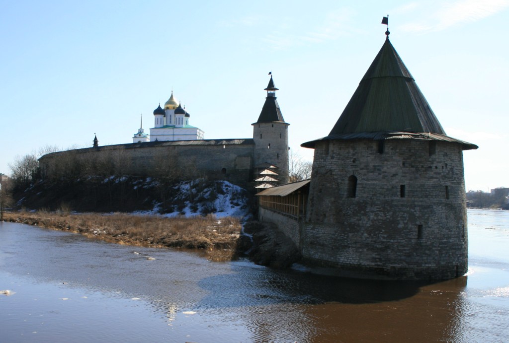 Устье реки Псковы