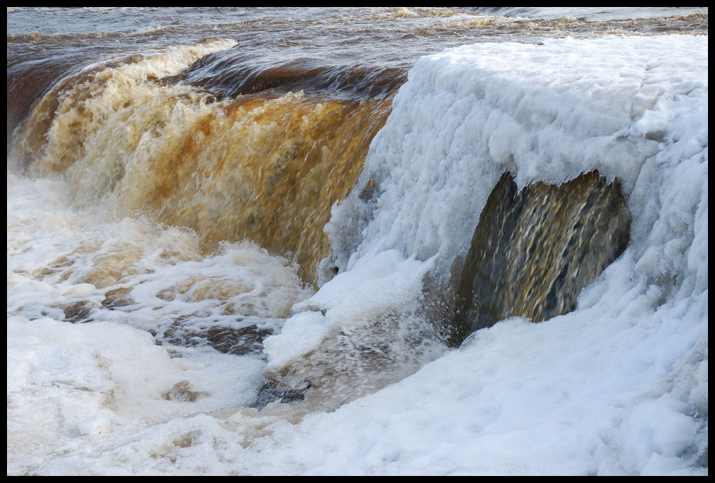 -водопад в саблино-