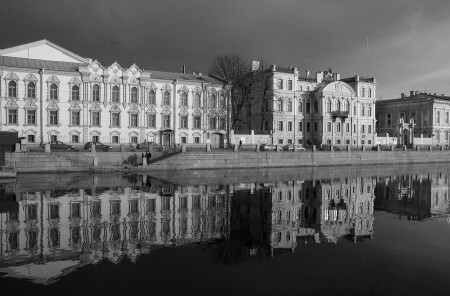 Зеркальная.