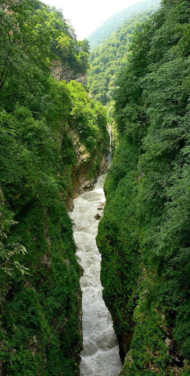 ВОДА КАМЕНЬ ТОЧИТ 2