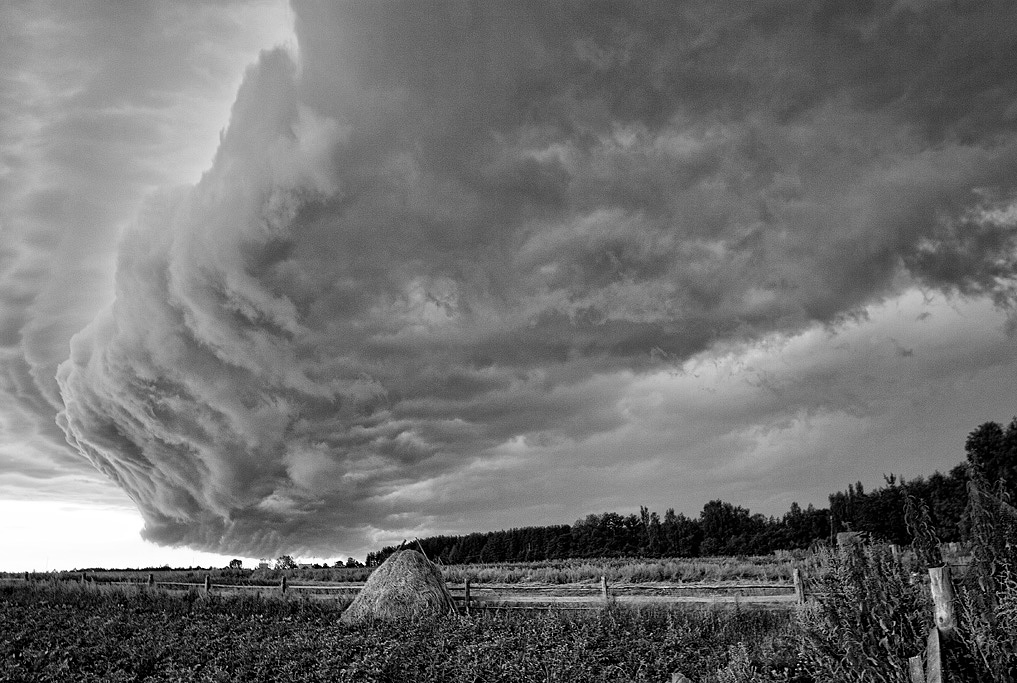 *Грозовая Цунами* B&amp;W