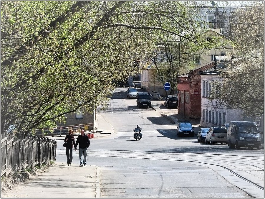 Весна шагает по Москве.