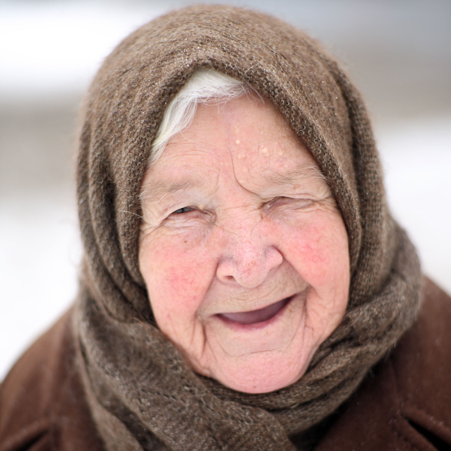 Ба бабушка. Бабушка улыбается. Лицо пожилой женщины. Старая бабушка. Милые, добрые бабушки.