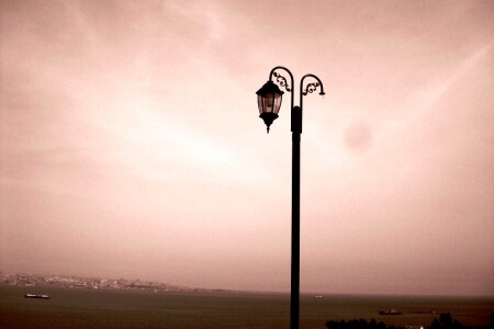 Город разбитых фонарей