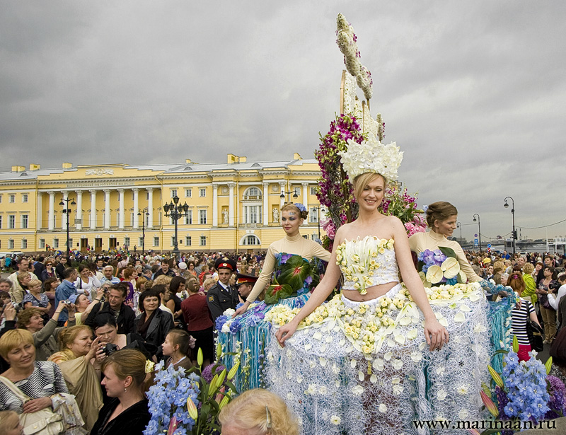 3 -ий Международный фестиваль цветов. 12июня2009. СПб.