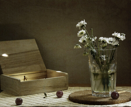 коробочка с вишенками